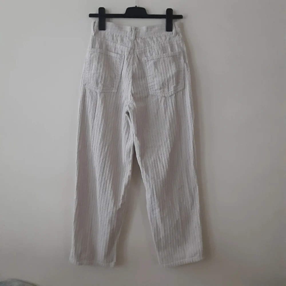 Urban Outfitters,BDG High-rise Baggy corduroy pants,28 - Picture 6 of 16